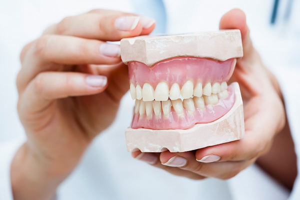 Niềng răng bao lâu thì có hàm răng đều, đẹp? 9 niềng răng bao lâu2