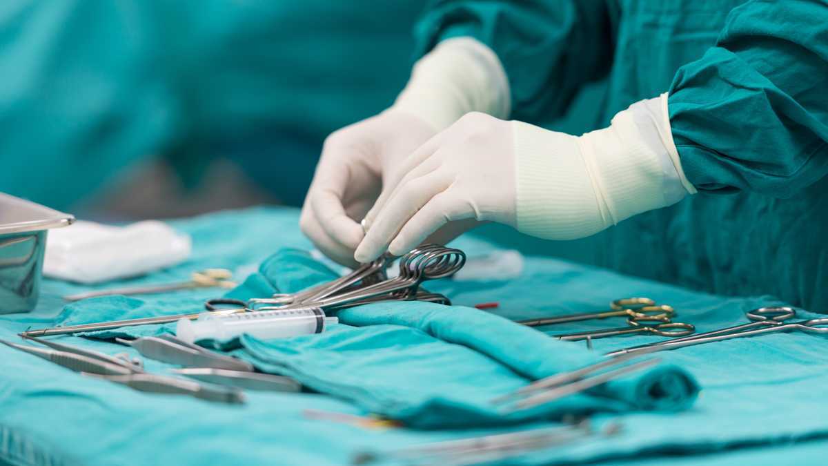 trồng răng Implant có bị hôi miệng 