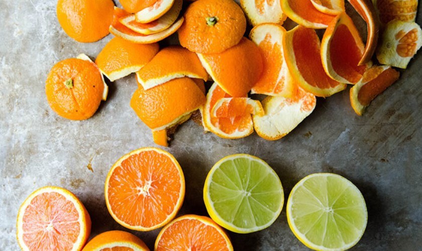9 Mẹo lấy cao răng tại nhà hiệu quả, an toàn và lưu ý 12 Cạo vôi răng tại nhà bằng vỏ cam và vỏ chanh