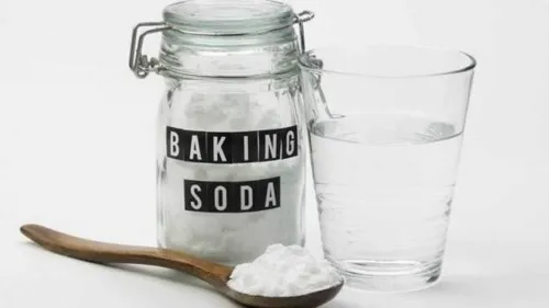 Dùng baking soda để trị nhiệt miệng
