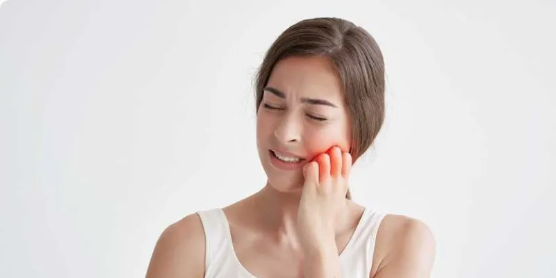 Nguyên nhân dẫn gây sưng đau kéo dài sau nhổ răng