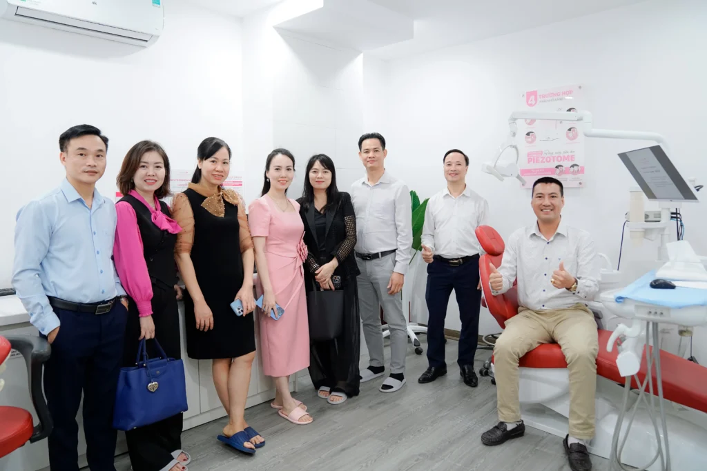 Nha khoa Singae tổ chức buổi gặp mặt đặc biệt cùng HanoiBA - Nhà Hà Đông 12 4 11zon 1